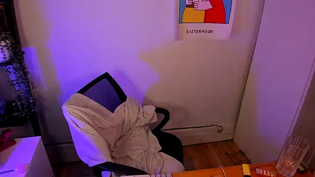 Rosiee69  online show from 04-03-26, 04:16