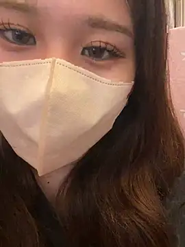 Snapshot of noa_chi chatting on 05-31-26, 01:14 noa chi online show from 05-31-26, 01:14