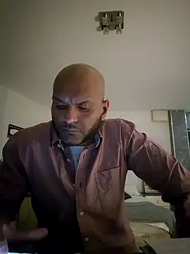 Snapshot of Mrnutella chatting on 03-05-25, 09:48 Mrnutella online show from 03-05-25, 09:48