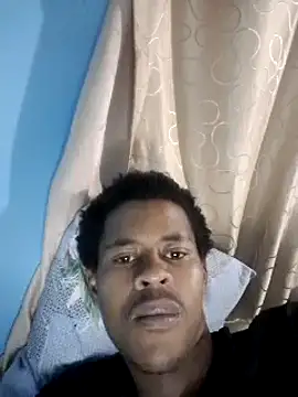 Snapshot of _RapElani-2290 chatting on 03-12-25, 07:06 RapElani-2290 online show from 03-12-25, 07:06