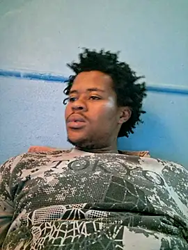 Snapshot of _RapElani-2290 chatting on 09-10-25, 01:55 RapElani-2290 online show from 09-10-25, 01:55