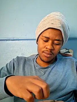 Snapshot of _RapElani-2290 chatting on 09-28-25, 12:32 RapElani-2290 online show from 09-28-25, 12:32