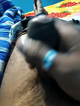 Snapshot of 766yuvi chatting on 02-26-25, 06:37 766yuvi online show from 02-26-25, 06:37