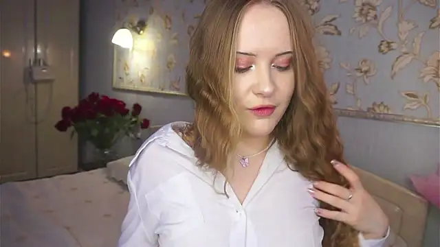 QuennaCoote online show from 04-17-26, 07:22