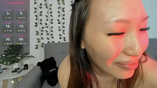 Snapshot of Christine_Carlson chatting on 02-21-25, 06:48 Christine Carlson online show from 02-21-25, 06:48