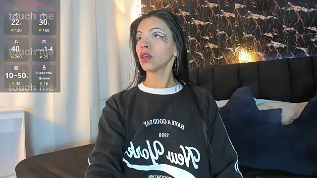 aitana garcia  online show from 10-24-25, 12:12