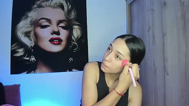 TANIA 06 online show from 11-05-25, 01:11