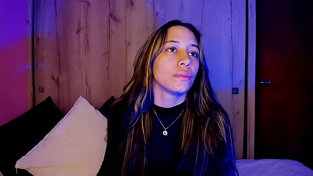 Snapshot of TANIA_06 chatting on 04-26-26, 08:39 TANIA 06 online show from 04-26-26, 08:39