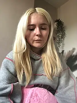 Blondie Sofia Essexbabe online show from 11-18-25, 11:36