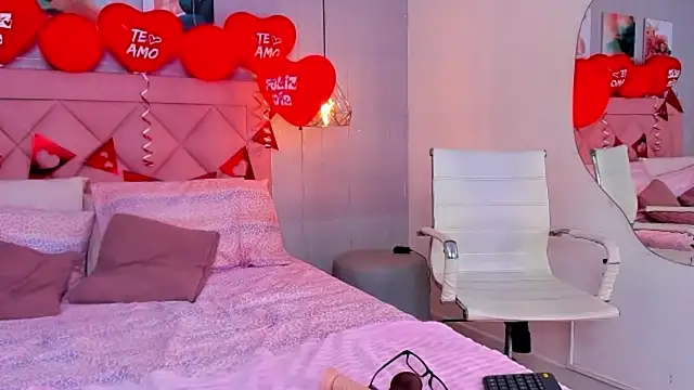 Snapshot of brithany_clark chatting on 02-19-25, 03:49 brithany clark online show from 02-19-25, 03:49