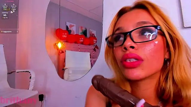 Snapshot of brithany_clark chatting on 02-21-25, 03:10 brithany clark online show from 02-21-25, 03:10