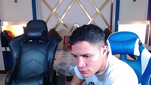 SaraClub JY online show from 02-26-25, 08:22