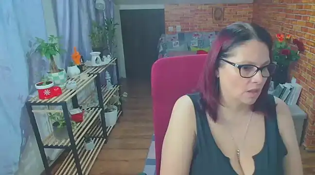 Snapshot of like2knowyou chatting on 02-19-25, 08:52 like2knowyou online show from 02-19-25, 08:52