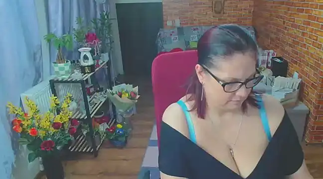 Snapshot of like2knowyou chatting on 03-08-25, 08:57 like2knowyou online show from 03-08-25, 08:57