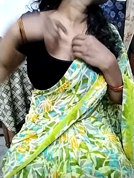 Snapshot of suthas99 chatting on 11-14-25, 05:50 suthas99 online show from 11-14-25, 05:50