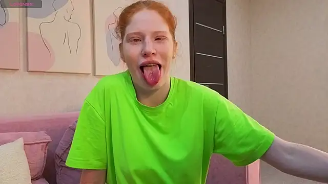 Sandra Wi1son online show from 05-19-26, 01:44