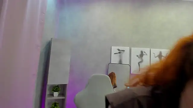 Sandra Wi1son online show from 06-03-26, 01:41