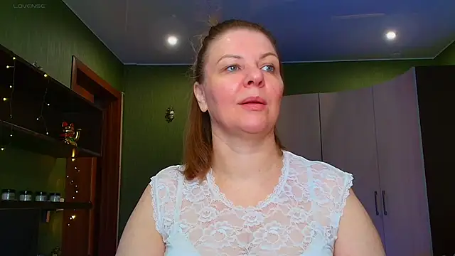Snapshot of VeronikawGold chatting on 06-04-26, 03:34 VeronikawGold online show from 06-04-26, 03:34