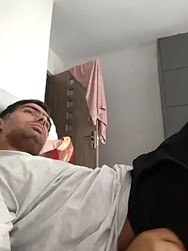 andreiiiii2025 online show from 10-08-25, 08:45