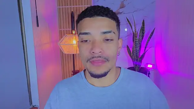 eross chipre  online show from 10-17-25, 11:57