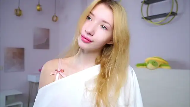 SunnivaCovil online show from 02-13-26, 02:46