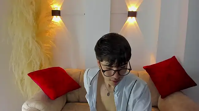 Snapshot of liam_orion chatting on 03-18-25, 05:53 liam orion online show from 03-18-25, 05:53