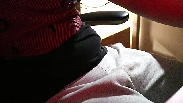 Snapshot of JBM007 chatting on 02-26-26, 07:02 JBM007 online show from 02-26-26, 07:02