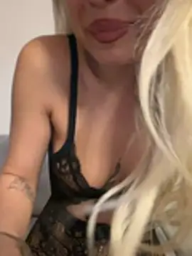 laraaaaaa online show from 06-15-26, 07:49