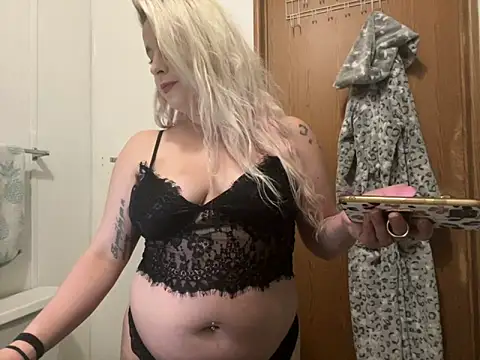 sexylilb17 online show from 03-18-25, 03:20