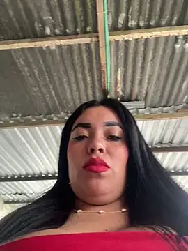 Snapshot of _SARA_69 chatting on 06-14-26, 12:29 SARA 69 online show from 06-14-26, 12:29