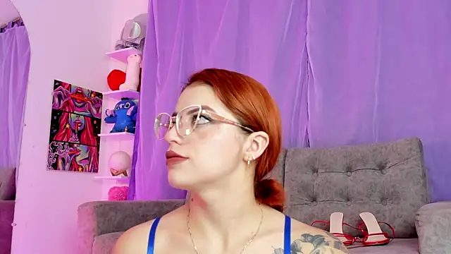 Snapshot of MelaniJhonson chatting on 04-23-26, 02:35 MelaniJhonson online show from 04-23-26, 02:35