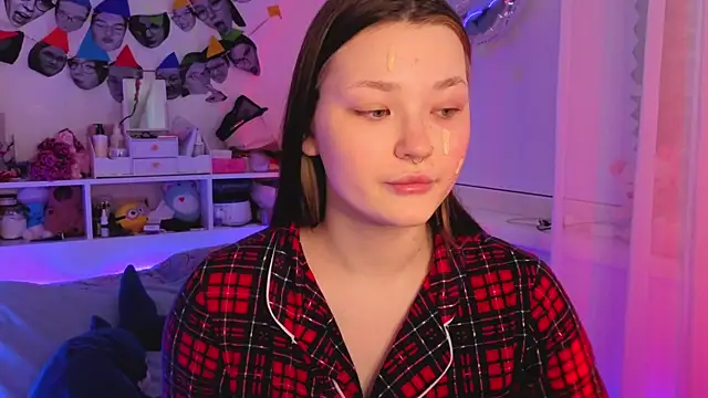 milliedoll online show from 12-17-25, 05:35