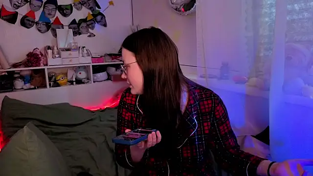 milliedoll online show from 12-20-25, 05:14