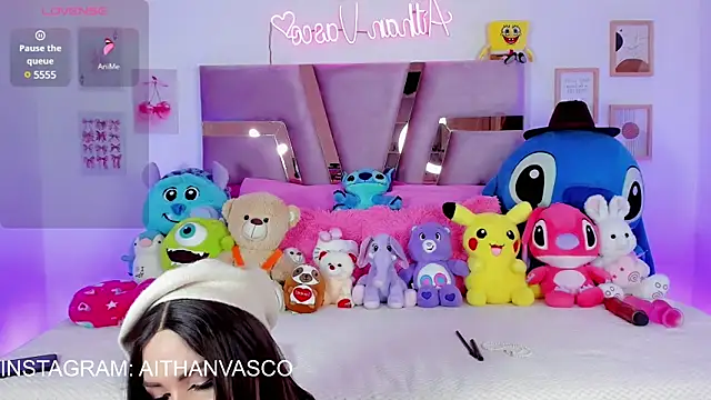 femboy-20 online show from 03-18-25, 11:09