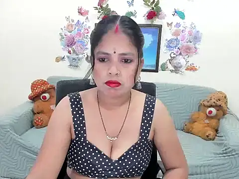 Snapshot of leahgotiii chatting on 05-10-26, 03:01 leahgotiii online show from 05-10-26, 03:01