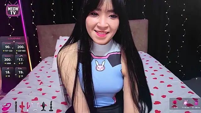 miyakimi0101 online show from 04-15-26, 12:39