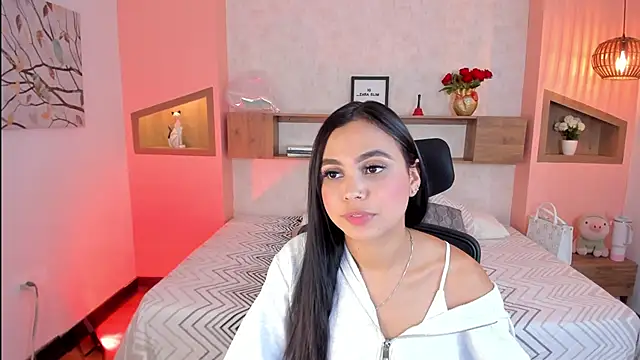 Lucia Brown  online show from 03-07-25, 02:56