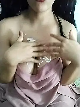 Snapshot of Imanarbik chatting on 02-25-25, 02:33 Imanarbik online show from 02-25-25, 02:33