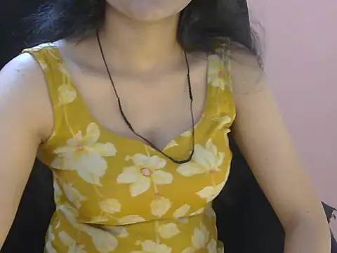 Cute Pihu01 online show from 04-17-26, 10:02