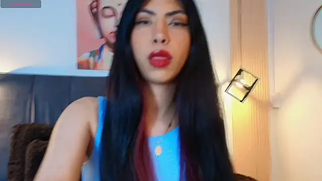 Snapshot of Cassie_bloom chatting on 11-14-25, 07:34 Cassie bloom online show from 11-14-25, 07:34