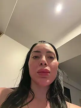 Snapshot of Mia_Splash chatting on 06-04-26, 04:35 Mia Splash online show from 06-04-26, 04:35