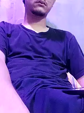 Snapshot of Durex56 chatting on 02-19-25, 07:38 Durex56 online show from 02-19-25, 07:38