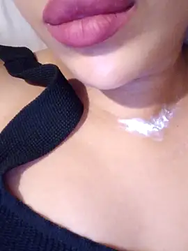 Sexlove1xo online show from 11-04-25, 11:53