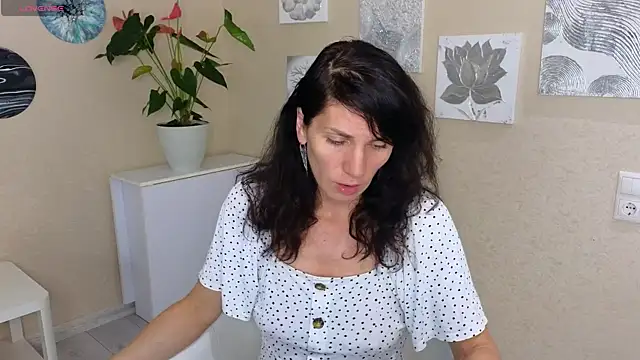 mylady xenia online show from 10-05-25, 05:44