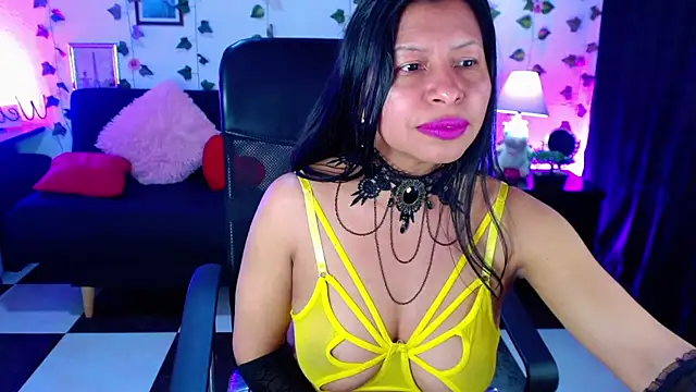 Snapshot of AbbyPrincessAGT chatting on 07-11-26, 09:49 AbbyPrincessAGT online show from 07-11-26, 09:49