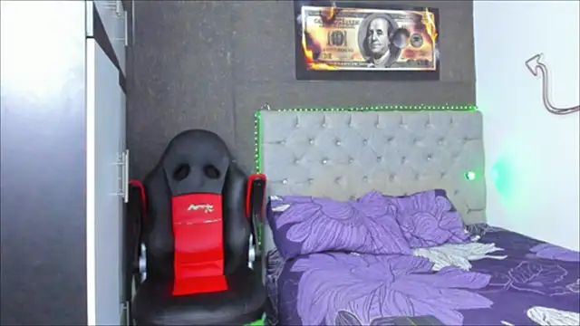 Snapshot of luigi_hot_ chatting on 05-12-26, 04:26 luigi hot online show from 05-12-26, 04:26