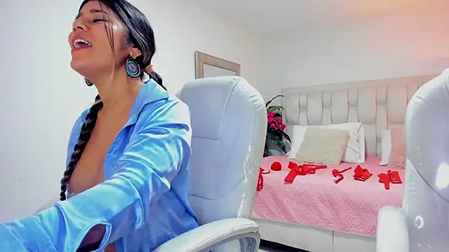 Snapshot of Couple_fantasies69 chatting on 03-02-25, 09:10 Couple fantasies69 online show from 03-02-25, 09:10