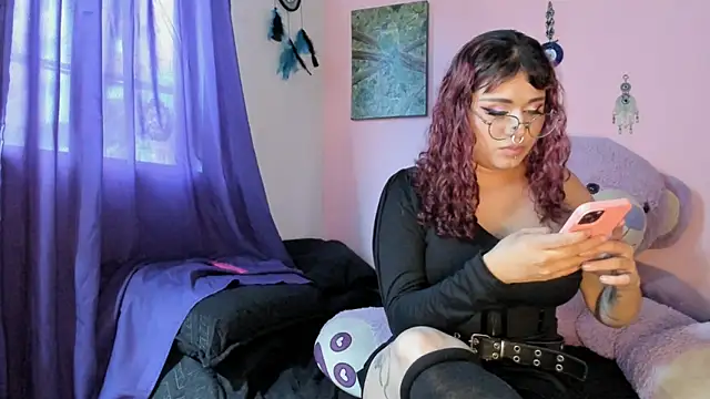 Maddy Jhonsson online show from 04-09-26, 10:37