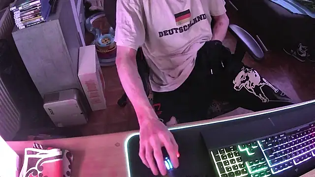 DerGeileLoveboy online show from 12-05-25, 02:31