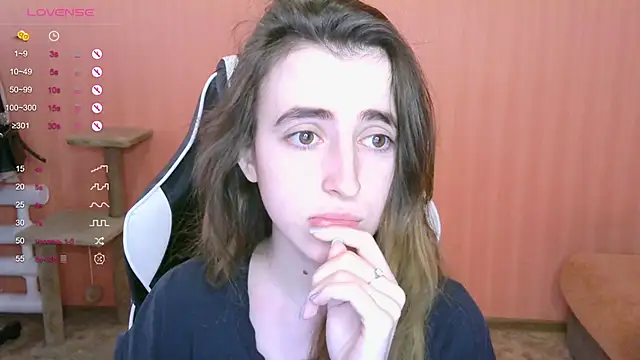 Snapshot of reaiss chatting on 02-28-25, 04:43 reaiss online show from 02-28-25, 04:43